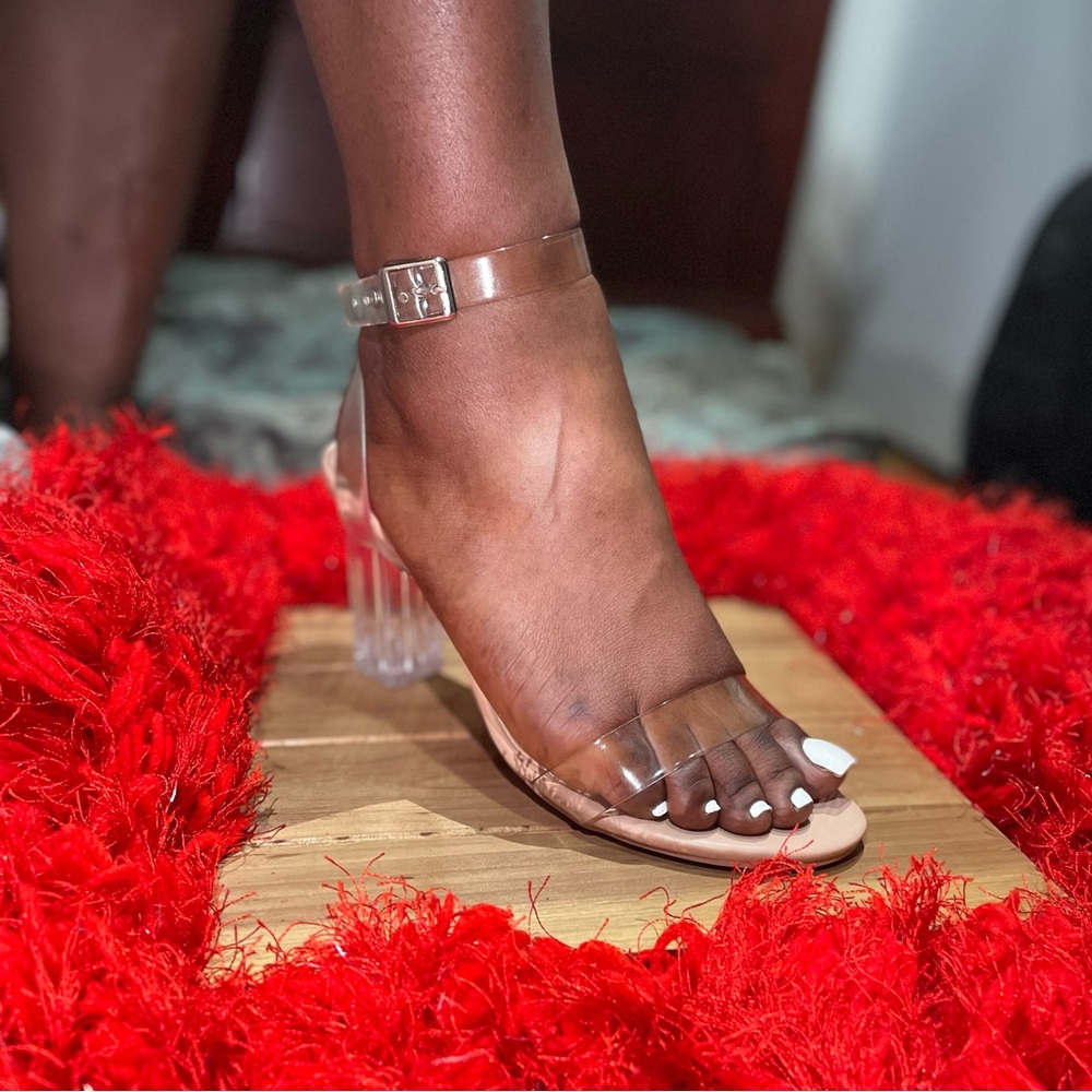 Heels for wedding, night events. Cream and Transparent, fancy on your feet.